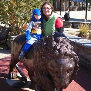 Meet your Posher, April